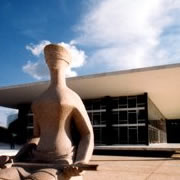 STJ fixa entendimento de que o "Contrinuinte de fato"